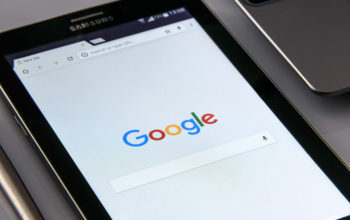 Tela inicial do Google no celular.